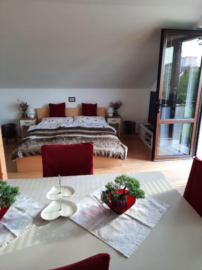 Apartmán Mikulov Esterno foto